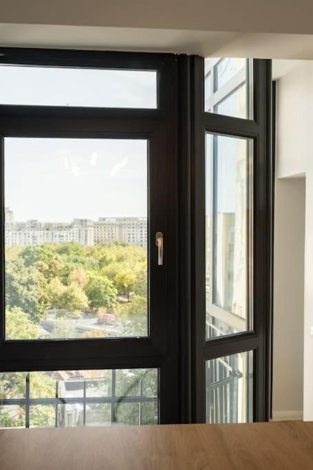 Апартаменты Stunning Views 3Br Sunny Flat - Amazing Terrace Бухарест Экстерьер фото