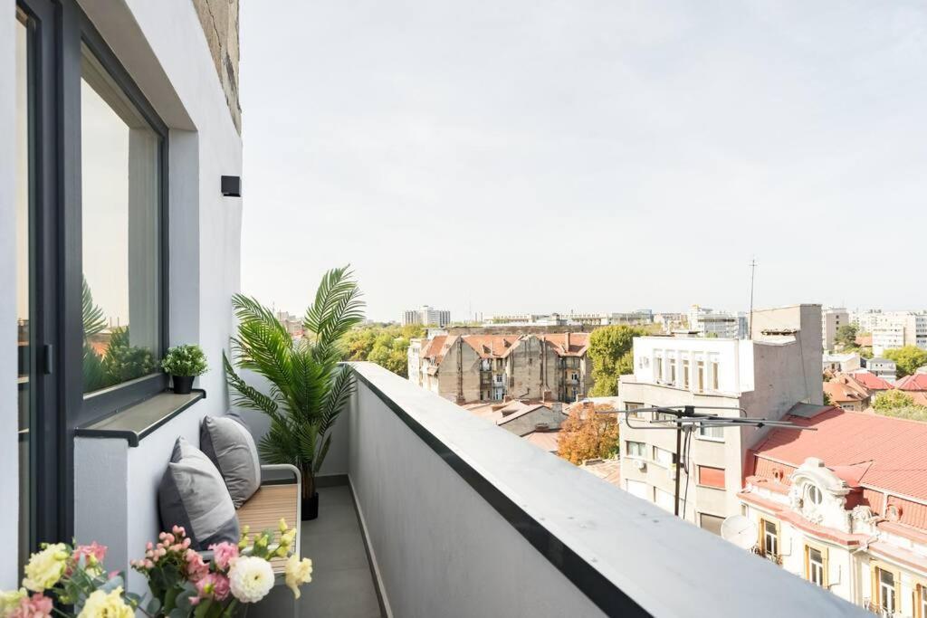 Апартаменты Stunning Views 3Br Sunny Flat - Amazing Terrace Бухарест Экстерьер фото